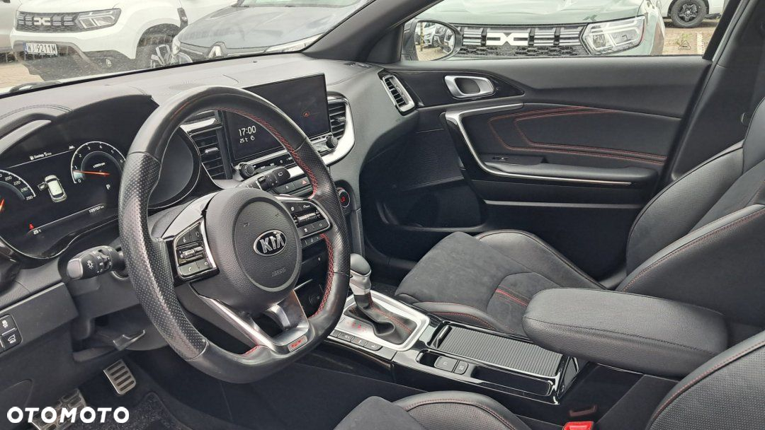 Kia ProCeed - 10