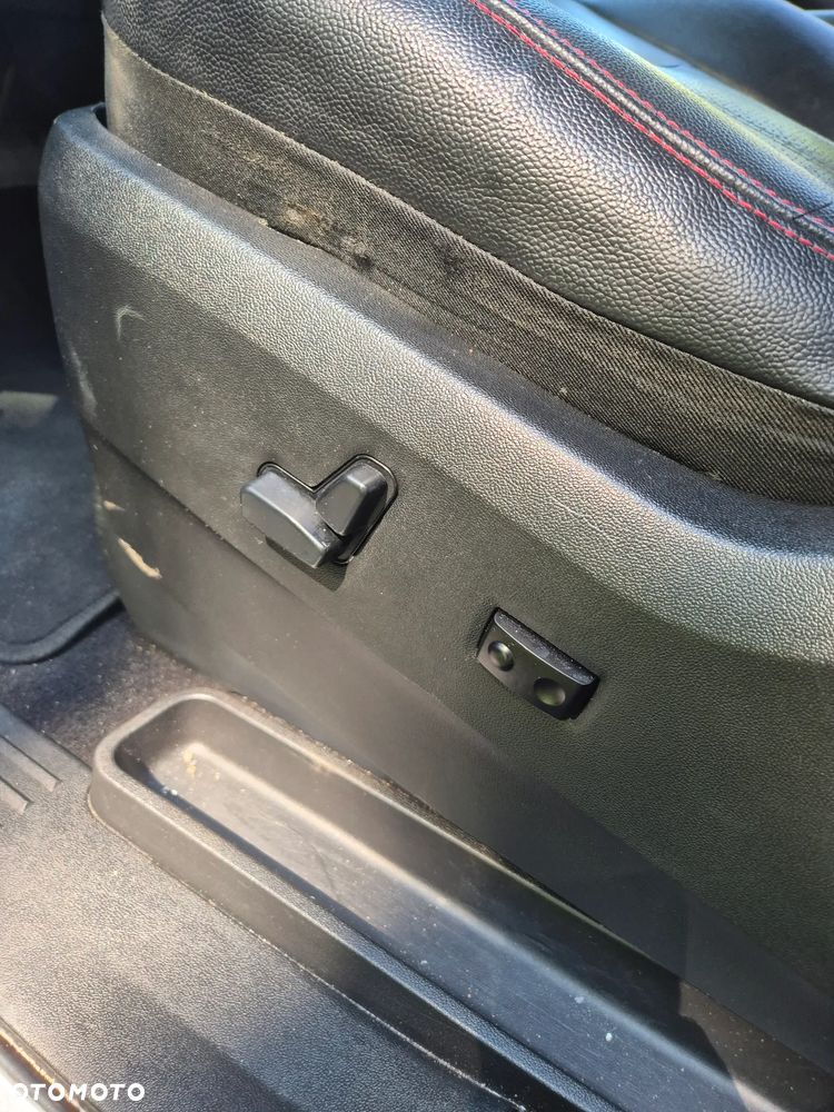Dodge Grand Caravan - 24