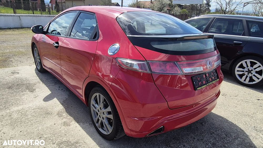 Honda Civic 1.8i-VTEC Sport - 5