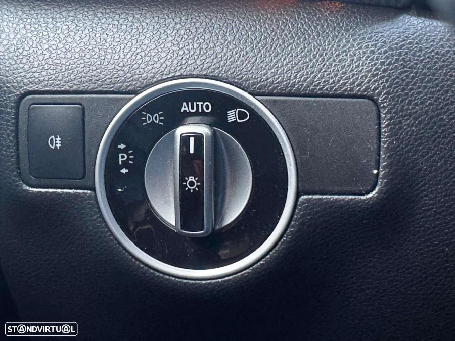 Mercedes-Benz B 180 CDi BlueEfficiency - 12