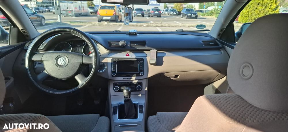 Volkswagen Passat - 3