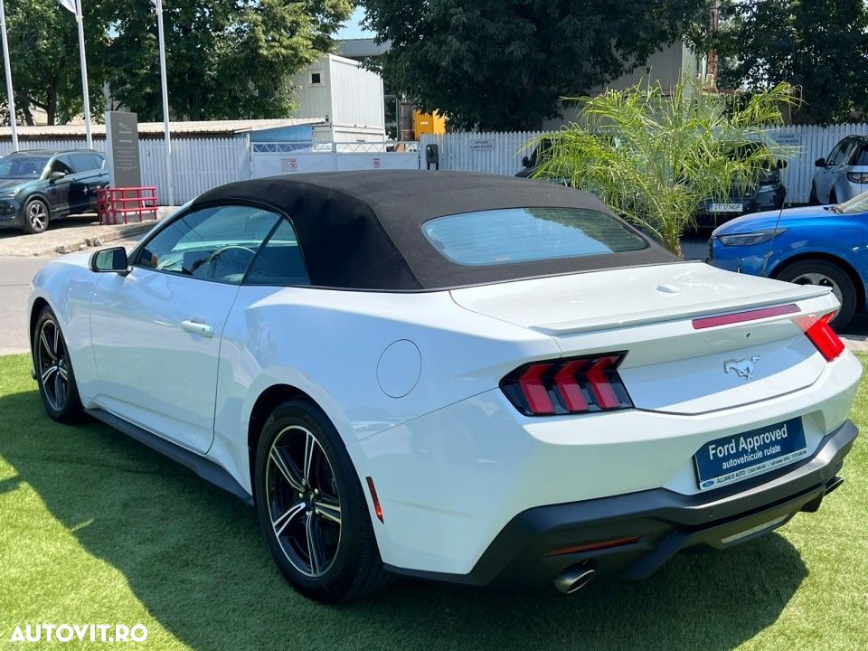 Ford Mustang - 14
