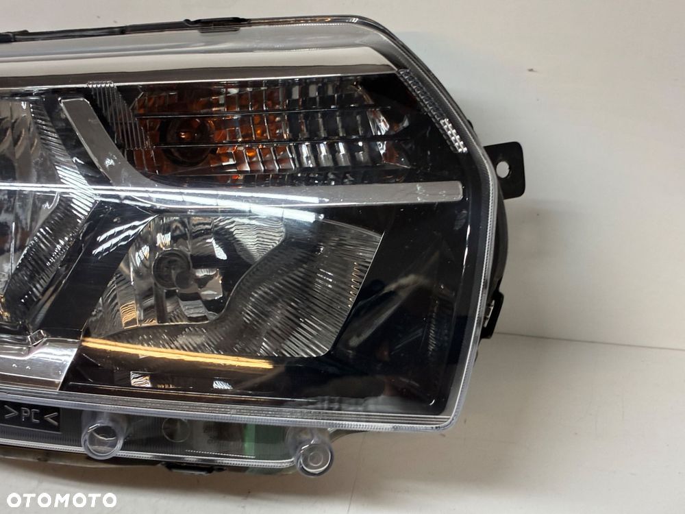 DACIA LOGAN MK2 II LIFT 2018 LAMPA PRZÓD PRZEDNIA PRAWA  LED EU 260105925R - 6