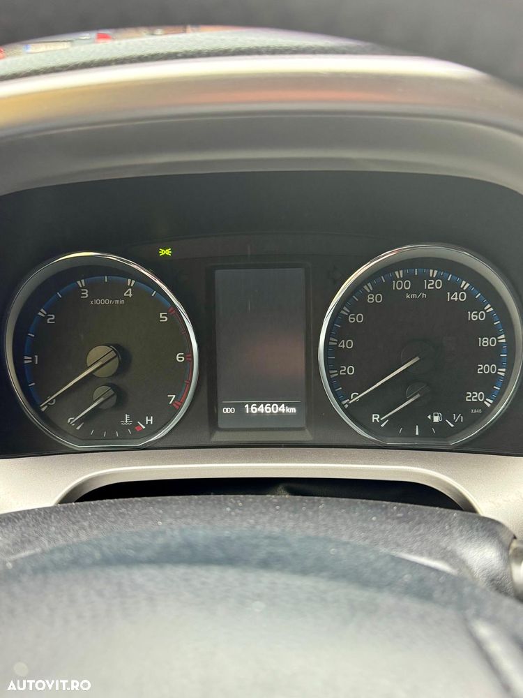 Toyota RAV4 2.0 D-4D 4x2 Start-Stop Executive - 18