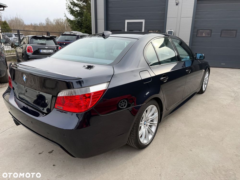 BMW Seria 5 523i - 13