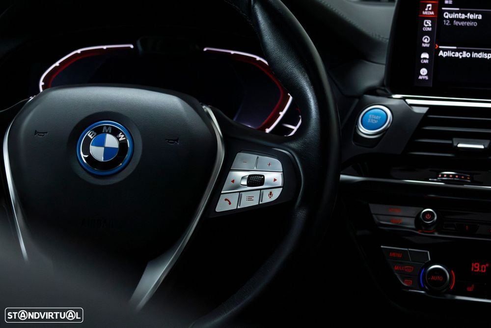BMW iX3 Inspiring - 22