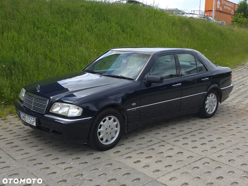 Mercedes-Benz Klasa C 220 D Elegance - 1