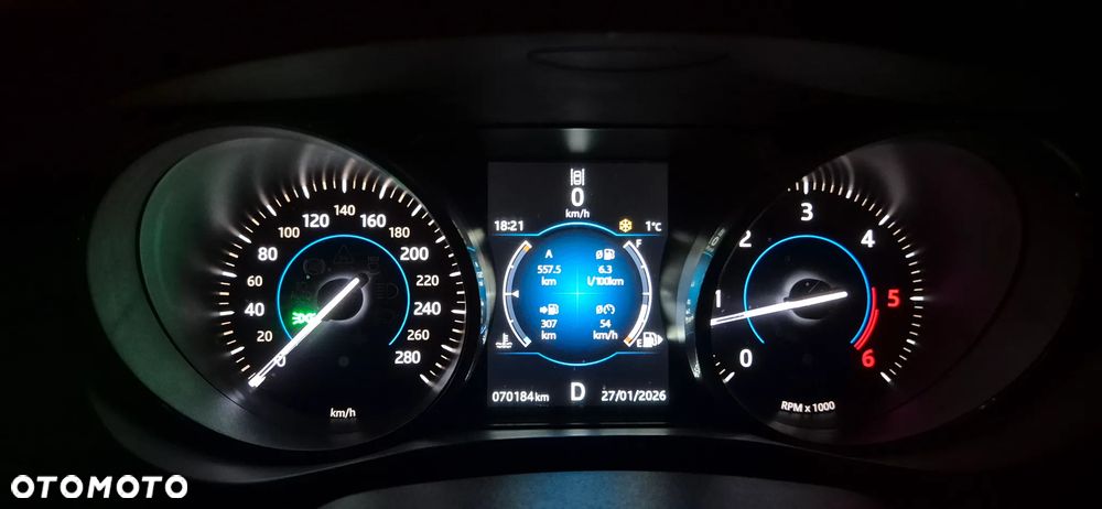 Jaguar XE 2.0 D Prestige - 18