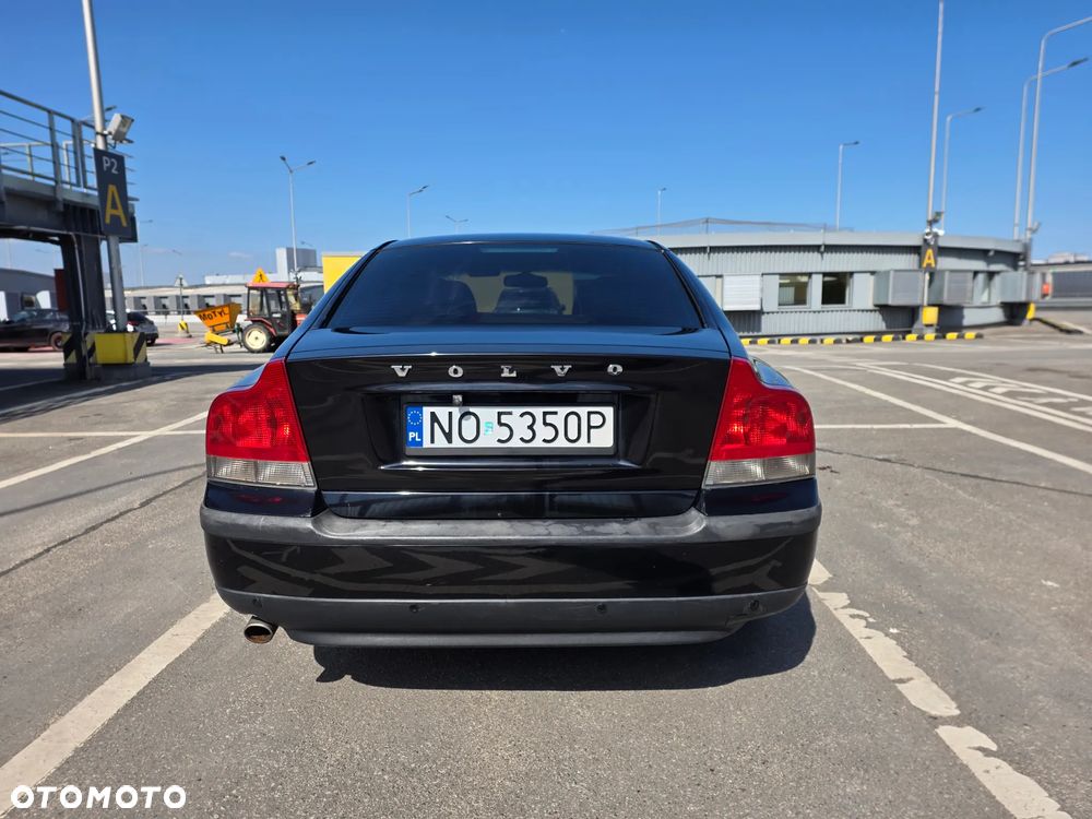 Volvo S60 2.3 T5 - 4