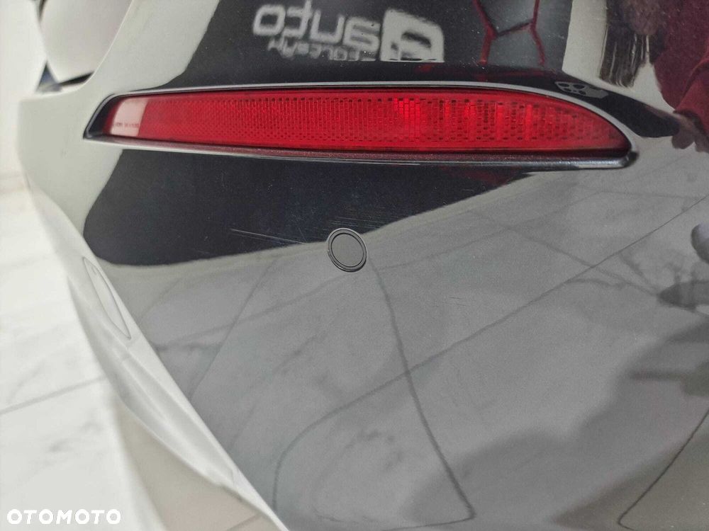 BMW Seria 1 - 32