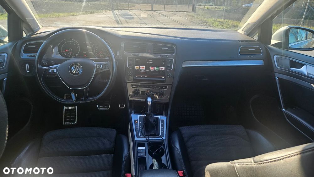 Volkswagen Golf Alltrack - 16