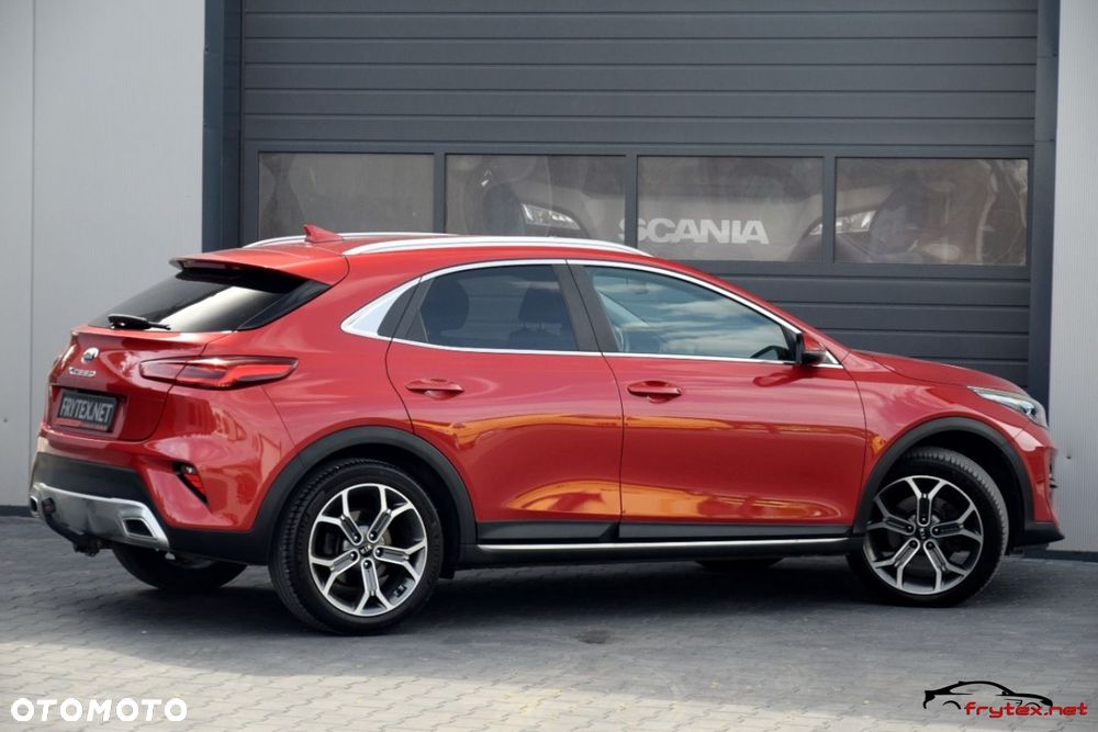 Kia XCeed - 12