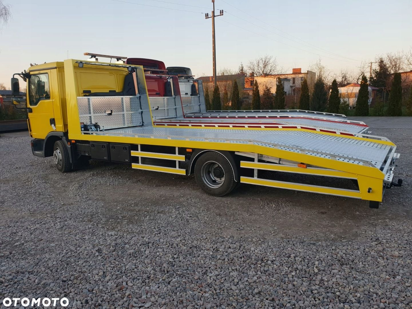 NAJAZDY - POMOC DROGOWA - AUTOLAWETA - PRODUCENT - 9