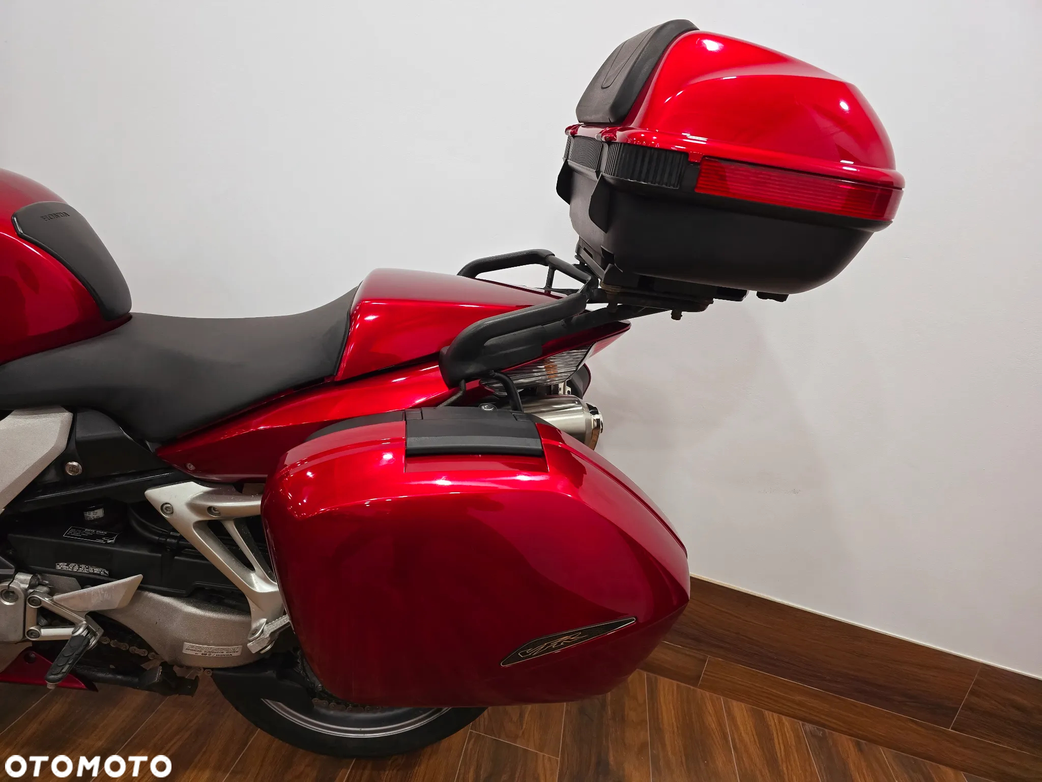 Honda VFR - 28
