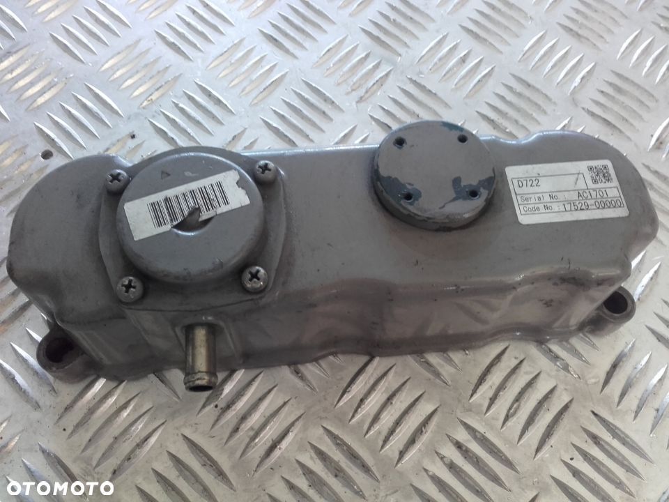 POKRYWA ZAWORÓW Z ODMĄ D 722 KUBOTA SUPRA - 1