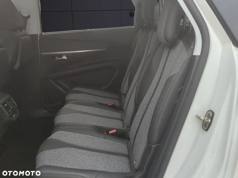 Peugeot 5008 1.6 BlueHDI Allure S&S EAT6 - 13