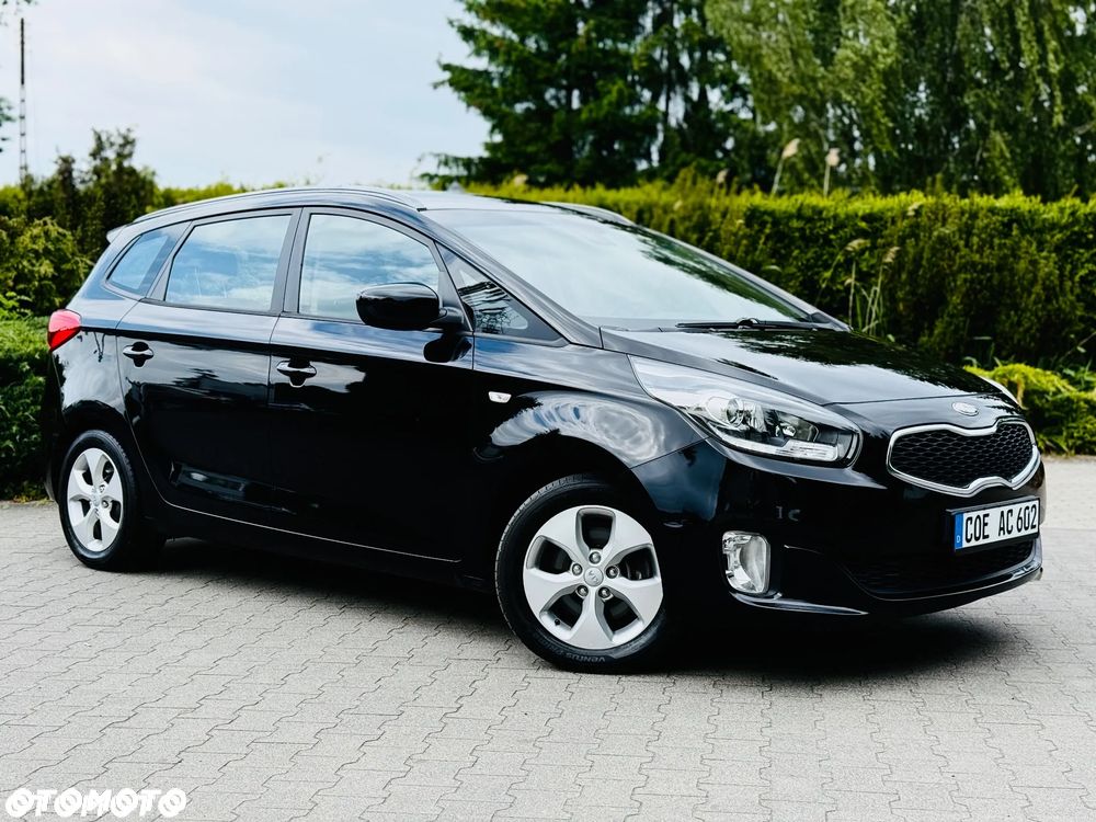 Kia Carens 1.6 GDI Dream Team Edition - 14