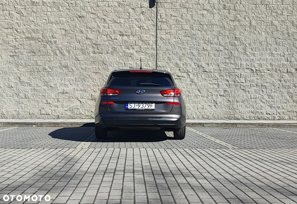Hyundai i30 - 18