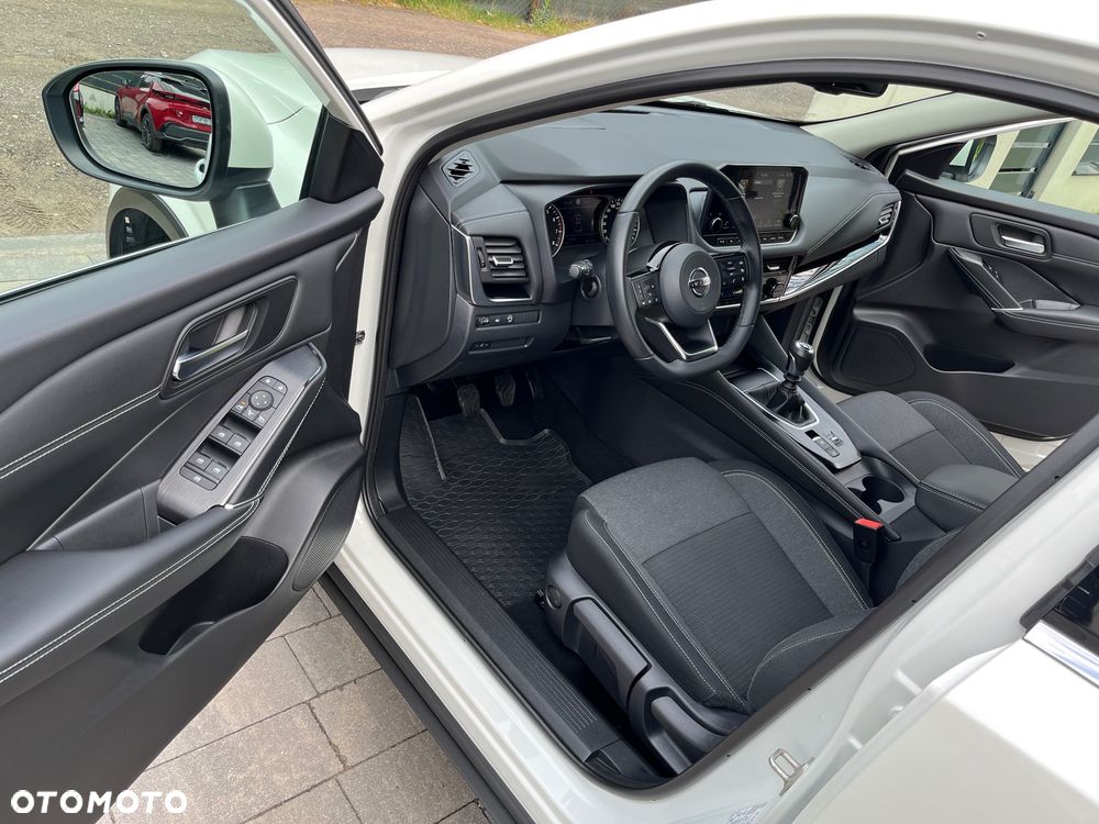 Nissan Qashqai 1.3 DIG-T N-Connecta EU6d - 13