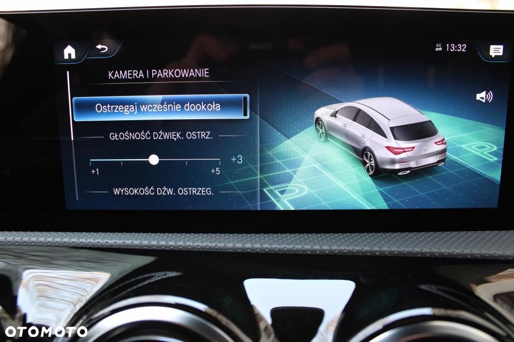 Mercedes-Benz CLA - 25