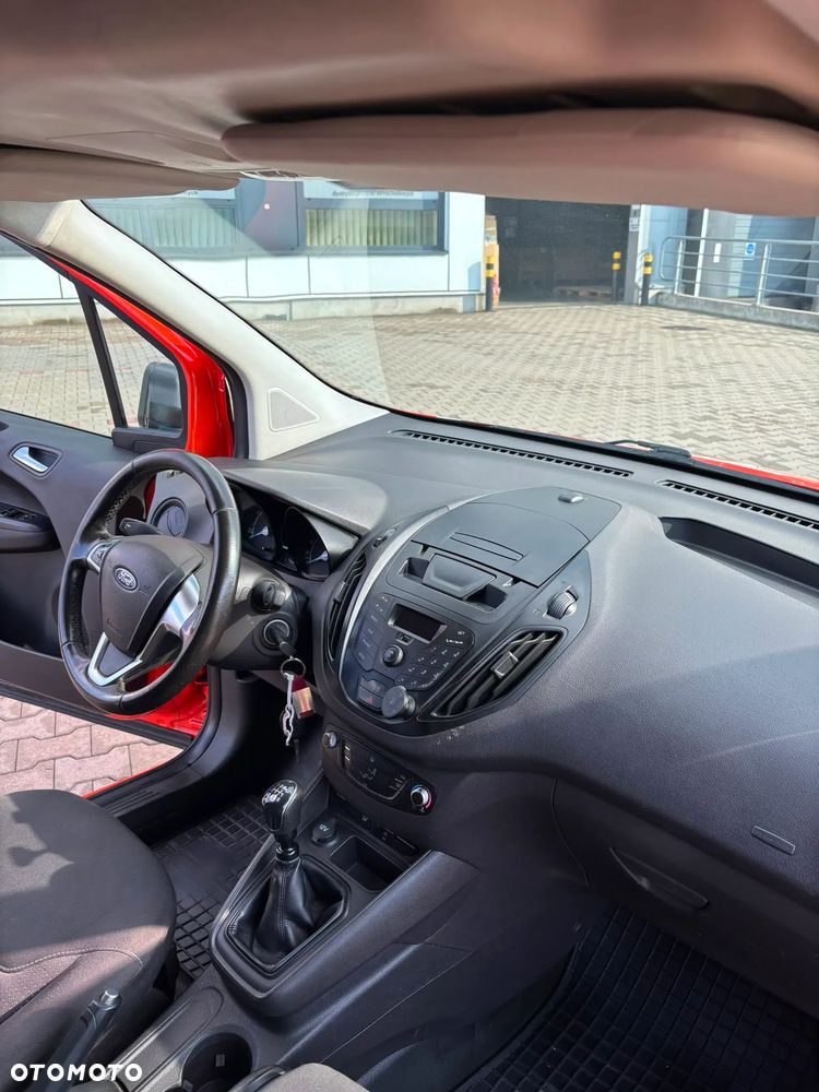 Ford Transit Courier Ambiente - 9