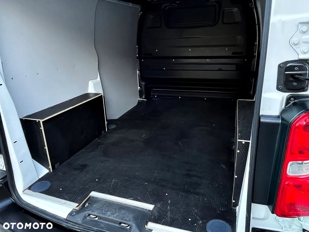 Opel Vivaro - 30