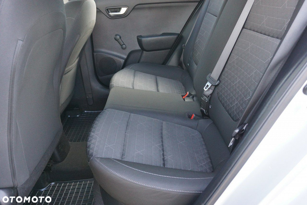Kia Rio - 13