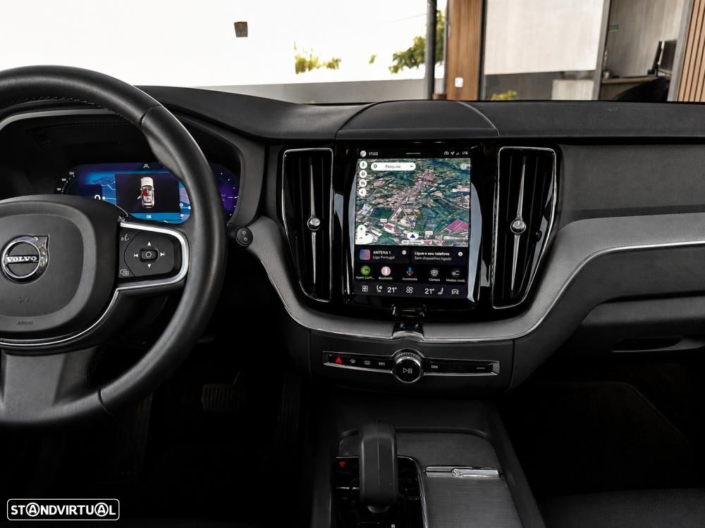 Volvo XC 60 T6 AWD Recharge Plus Dark - 28
