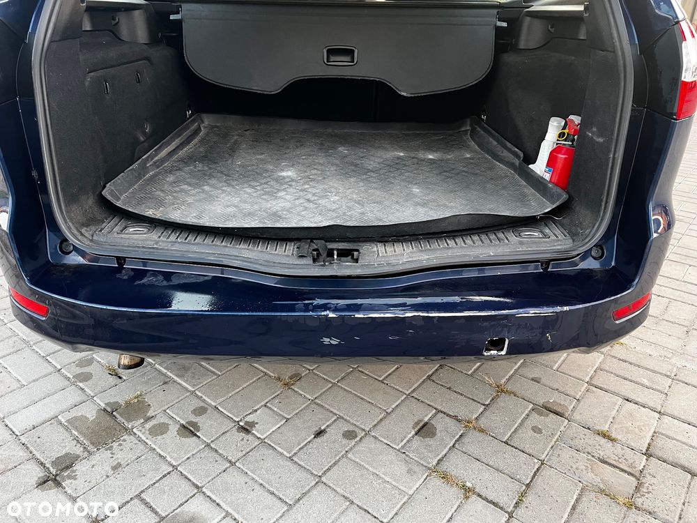 Ford Mondeo 2.0 TDCi Ambiente - 5