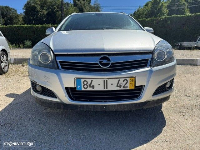 Opel Astra ver-1-7-cdti-cosmo - 10