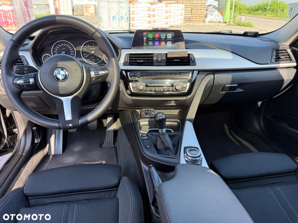 BMW Seria 3 318d - 10