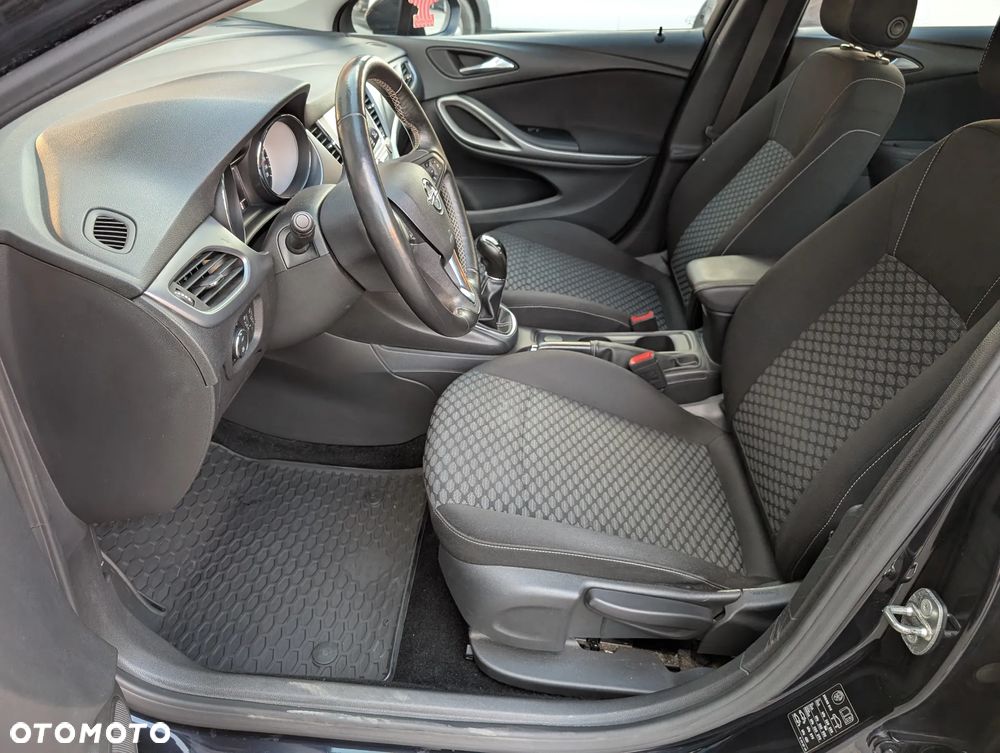Opel Astra V 1.4 T Dynamic - 18