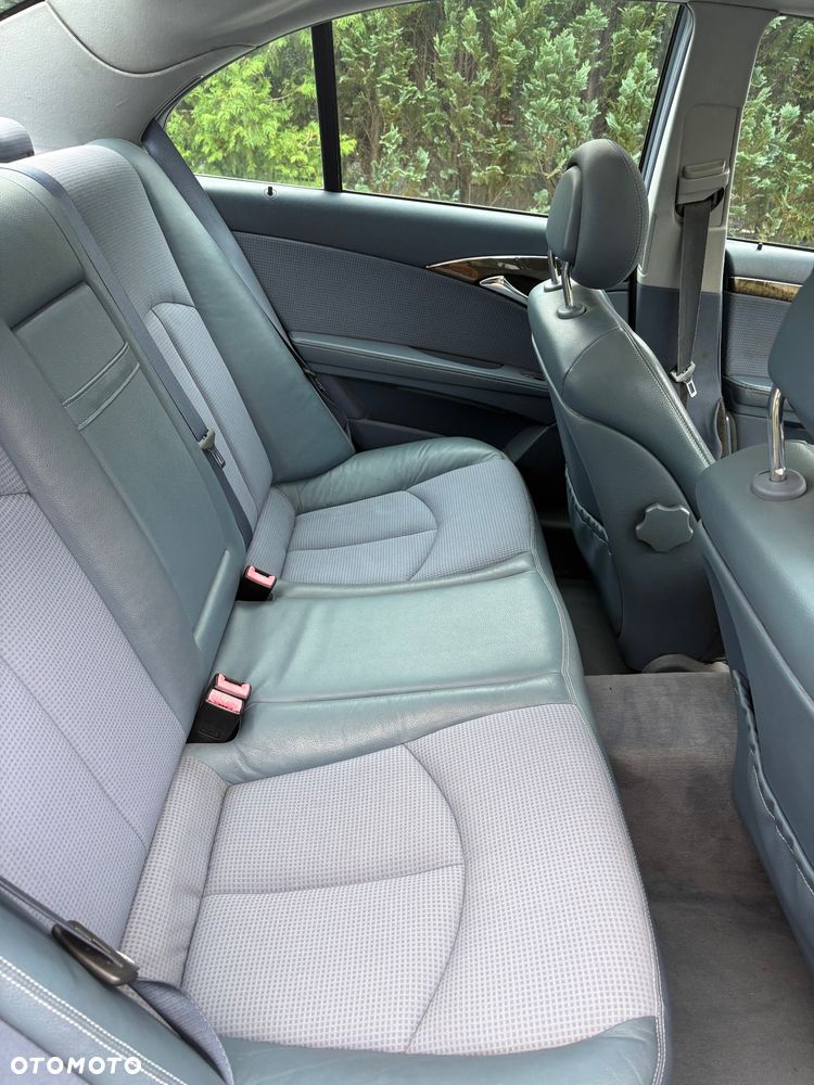 Mercedes-Benz Klasa E 220 CDI Automatik Avantgarde - 8