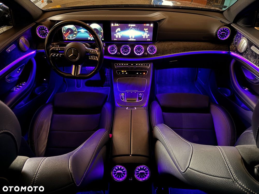 Mercedes-Benz Klasa E 220 d 4-Matic Avantgarde - 21