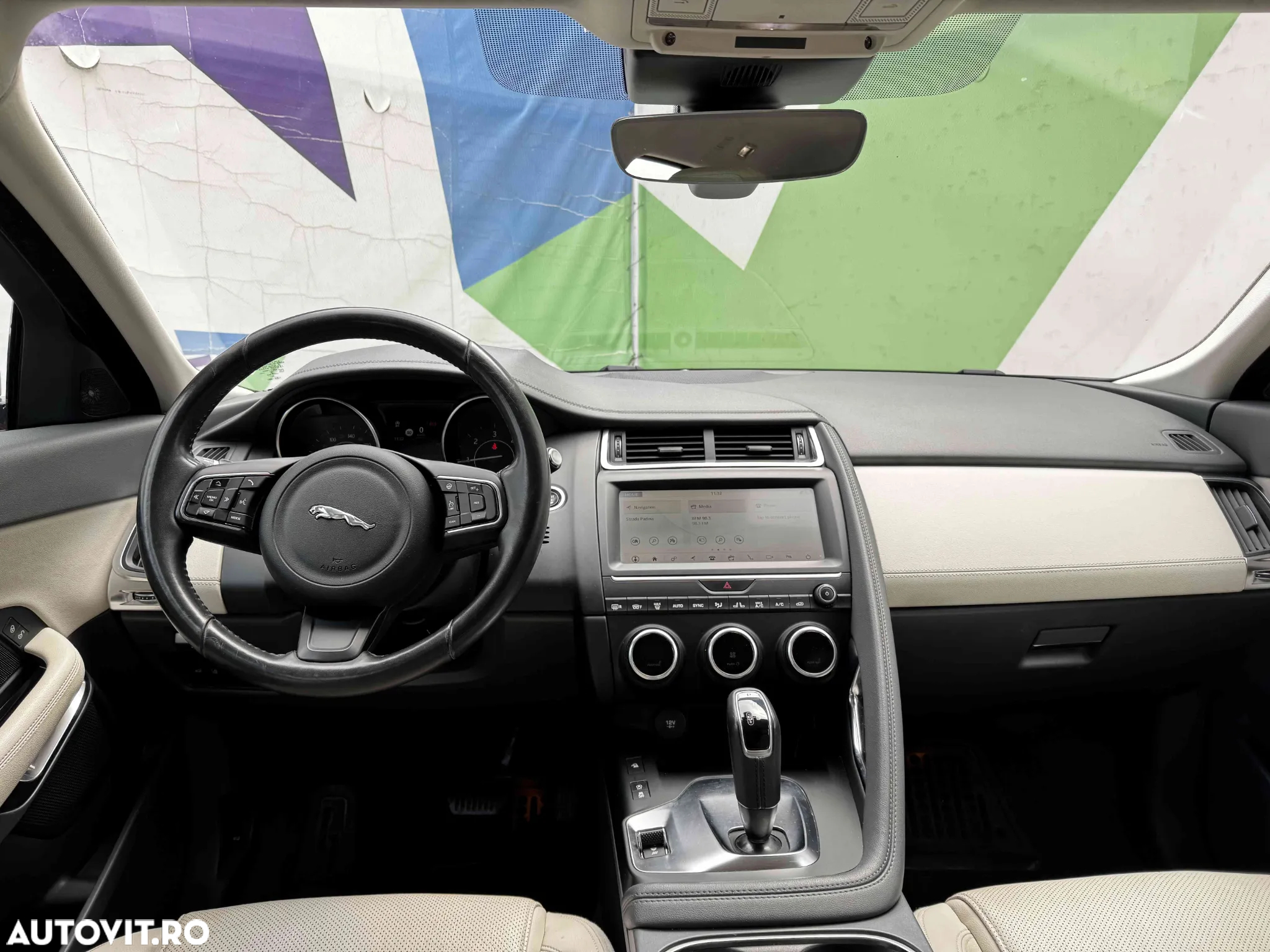 Jaguar E-Pace - 8