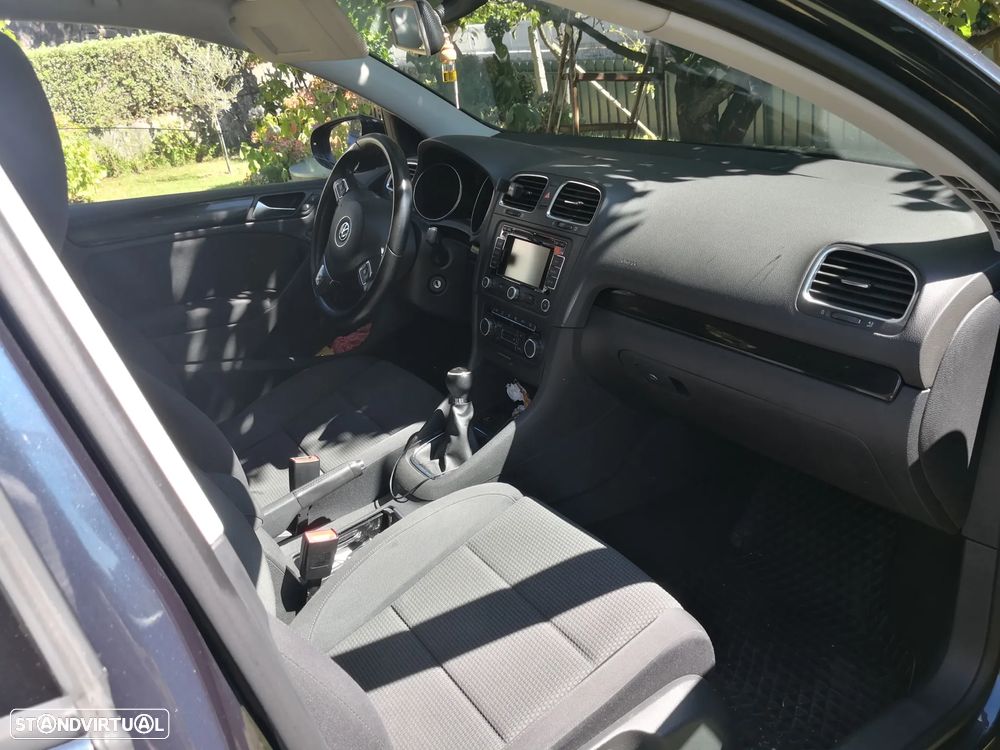 VW Golf 1.6 TDi Confortline - 8