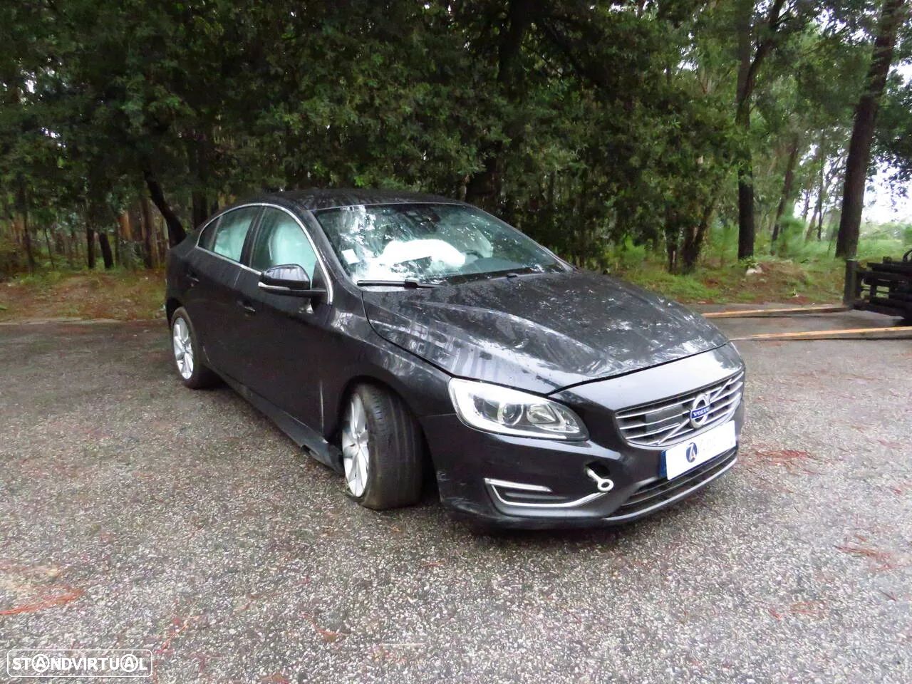 Volvo S60 2.0 180cv de 2014 - Peças Usadas (9529) - 1