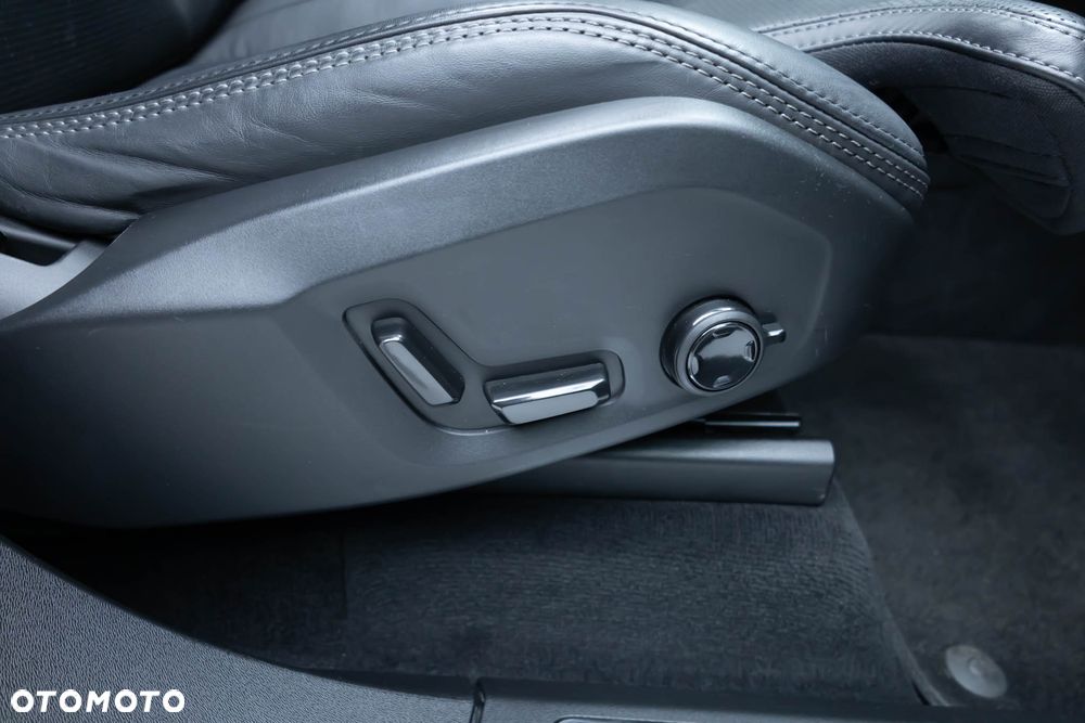Volvo XC 90 T8 AWD Recharge Ultimate Bright - 34