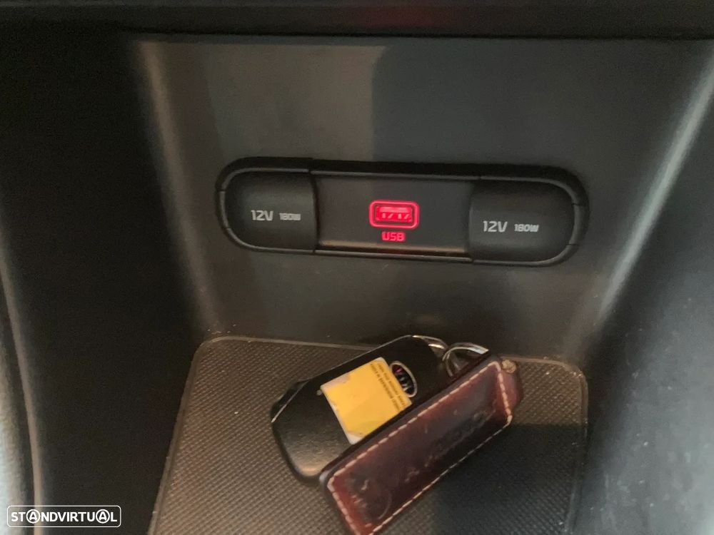 Kia Sportage 1.6 CRDI ISG SX - 23