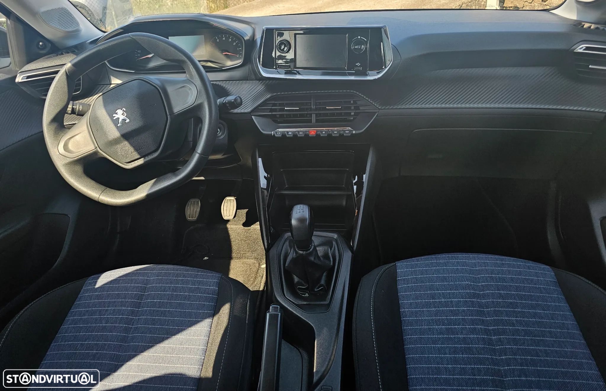 Peugeot 208 1.2 PureTech Like - 12