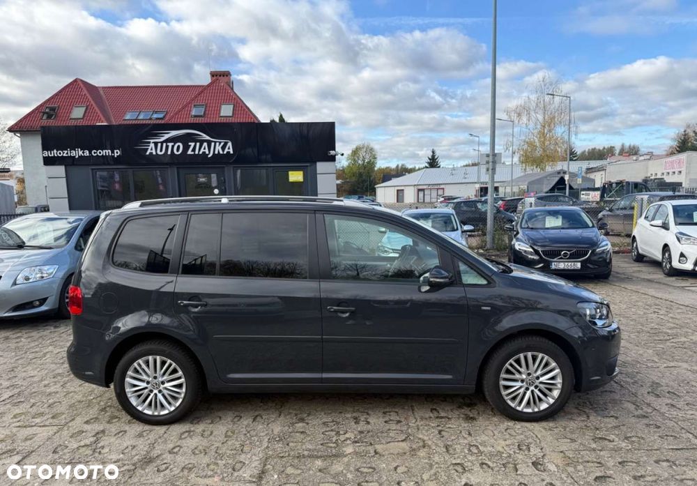 Volkswagen Touran - 3