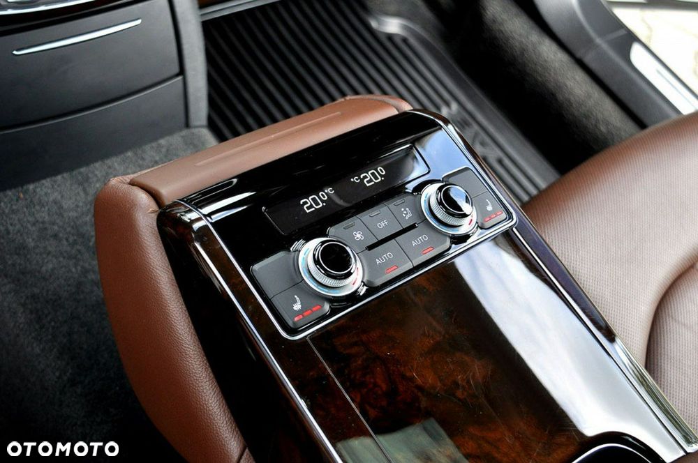 Audi A8 - 24