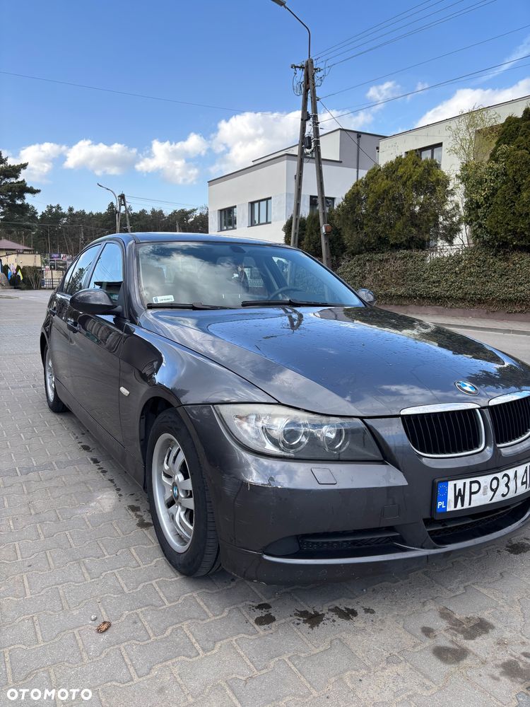 BMW Seria 3 320i - 3