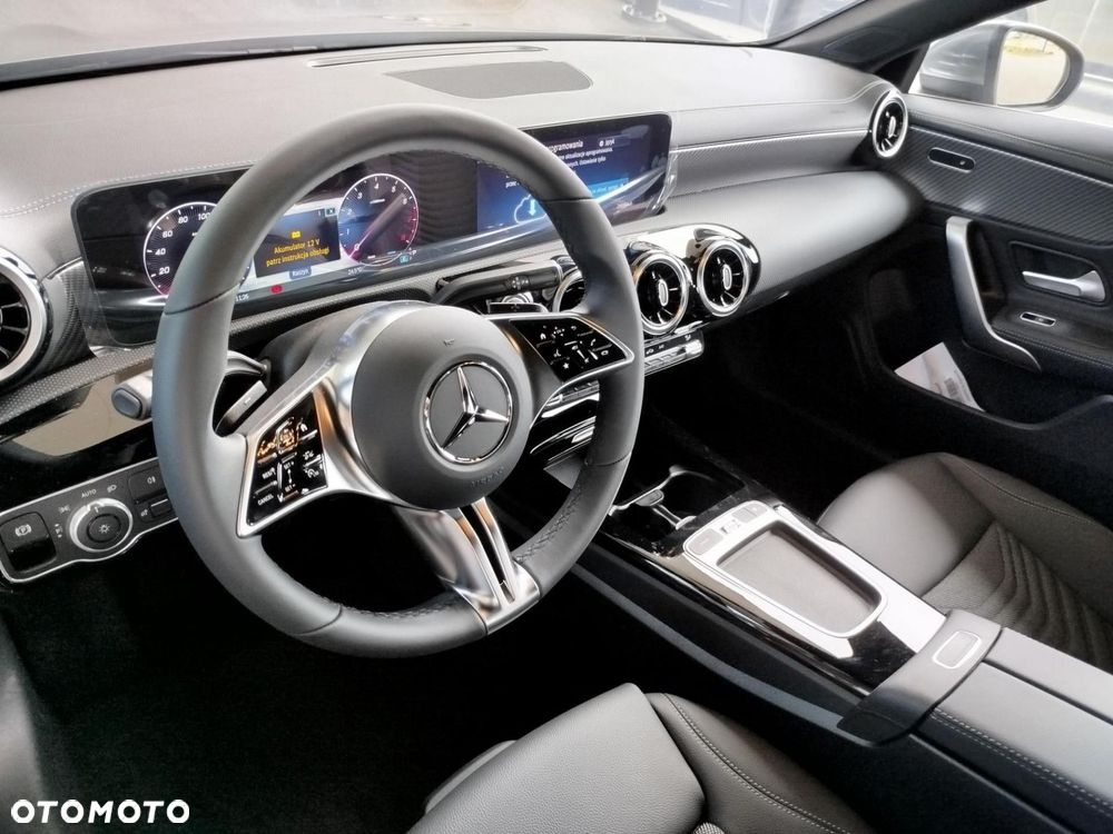 Mercedes-Benz CLA - 7