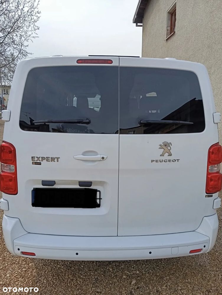 Peugeot Traveller 1.5 BlueHDi Long Active - 15