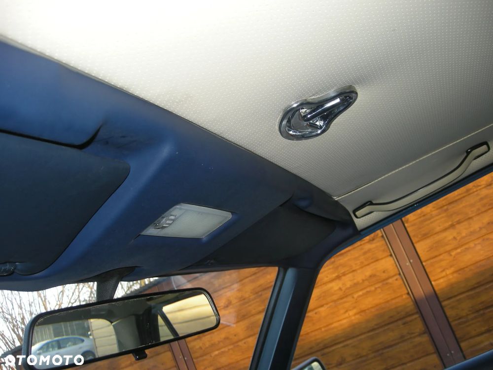 Mercedes-Benz W123 - 13