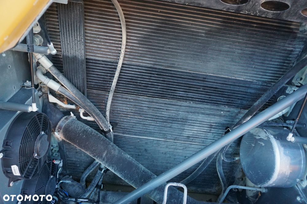 Liebherr L586 xpower - 11