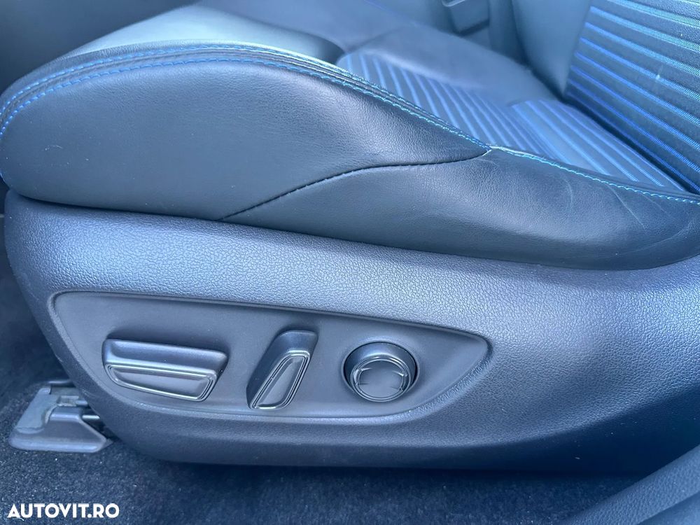 Toyota RAV4 2.5 Hybrid VVT-iE 4x4 Exclusive Black - 15