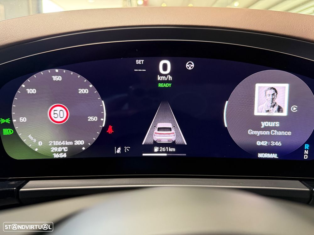 Porsche Macan Electric 4 - 59