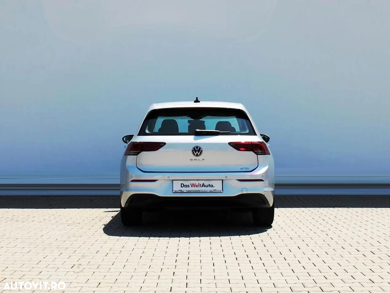 Volkswagen Golf 1.0 eTSI DSG MHEV Life - 4